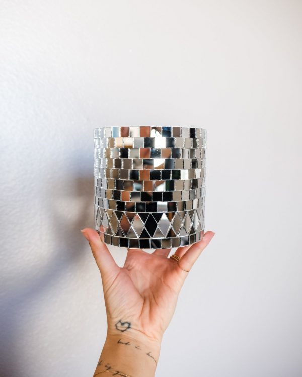 Disco mirrored planter