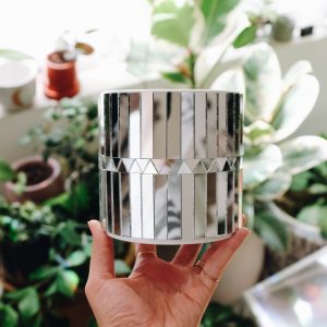 Disco mirrored planter