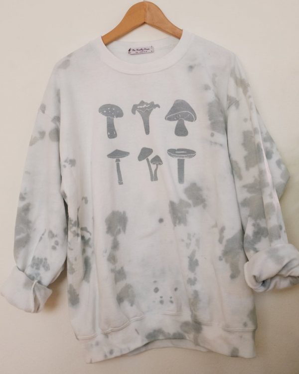 Tie dye mushrooms crewneck sweater