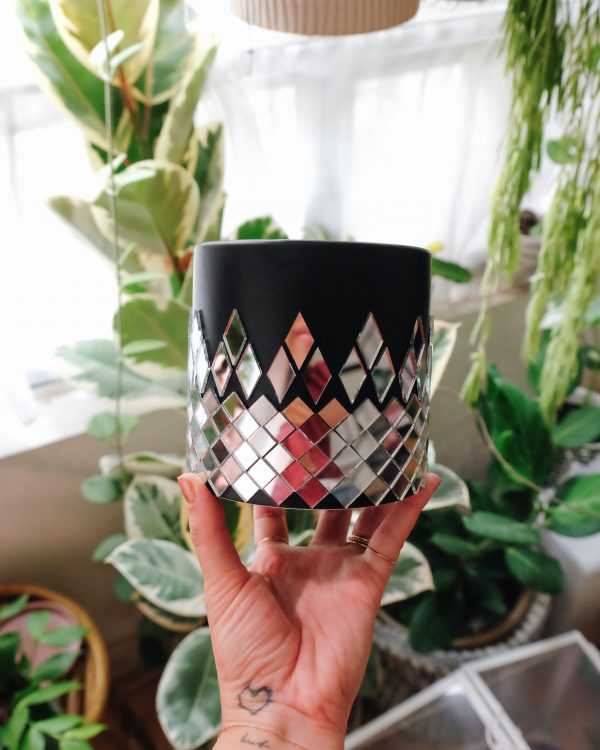 Disco mirrored planter