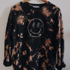 Acid wash ribbed crewneck sweater